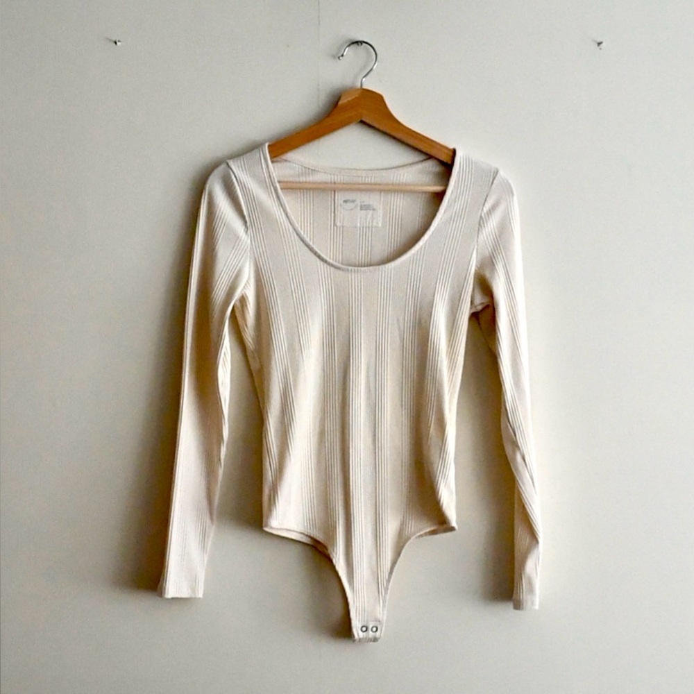 Aerie Ribbed Long Sleeve Scoop Neck Bodysuit - Cream - Large